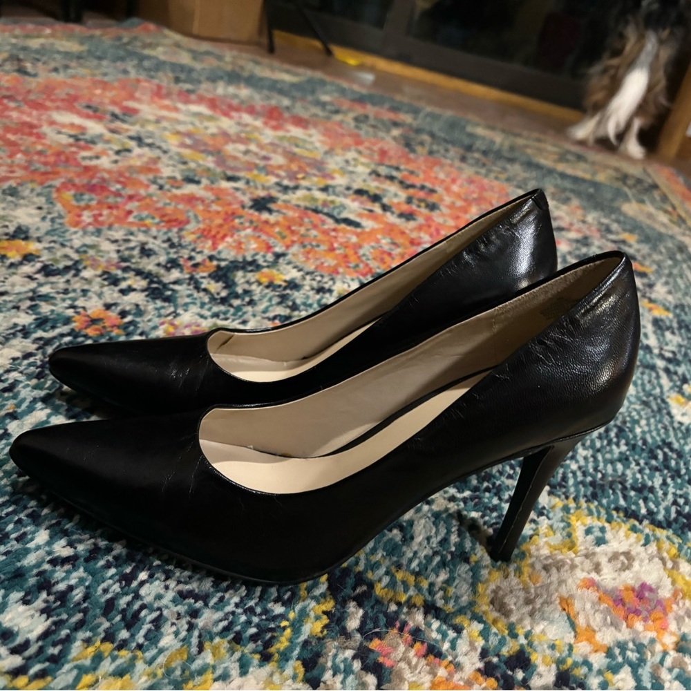 simple sleek black heel